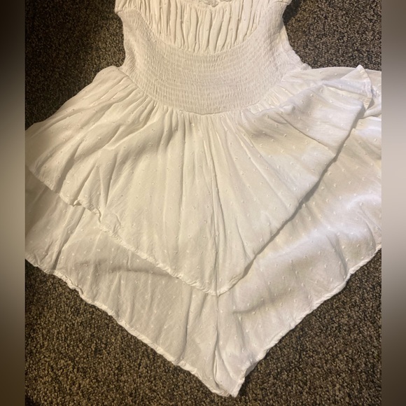 Princess Polly dotted romper - Picture 3 of 3